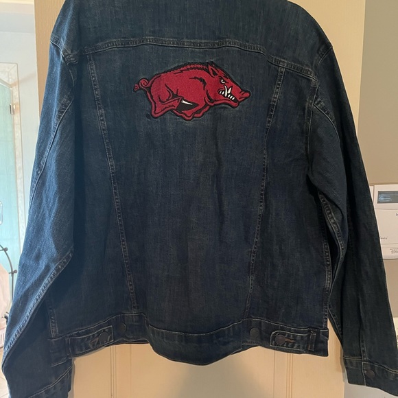 Arkansas Razorbacks Wrangler Denim Jacket - Picture 3 of 8